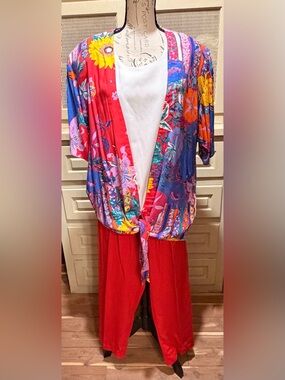 VTG 90s C.M. Shapes 2Pc Floral Tie-Front Kimono & Red Pants Set